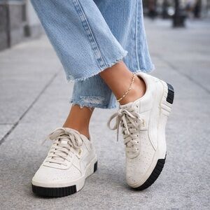 Puma Women's Cali 369155-04 White Black Leather Sneaker Shoes Size 8.5